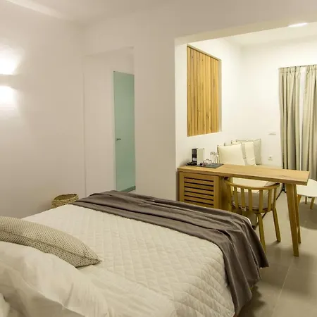 Oro Hotel Kini