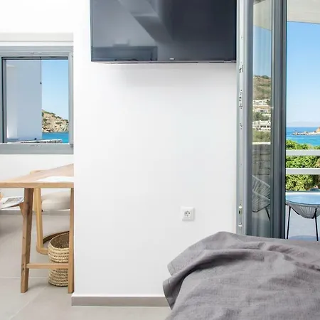 Oro Hotel 3*